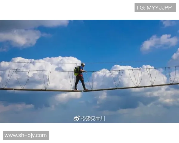 攀岩之路:探索上海攀岩队如何实现技术与战术的全面突破 攀岩之路:探索上海攀岩队如何实现技术与战术的全面突破